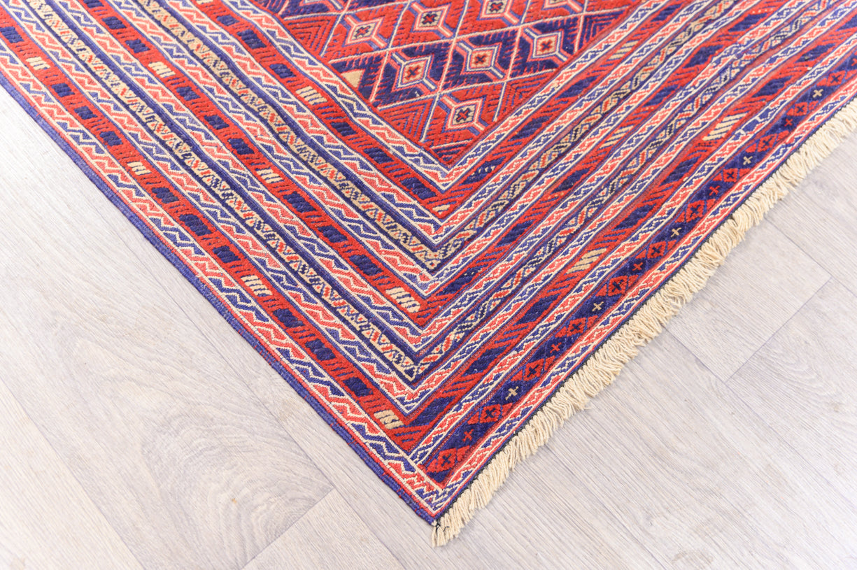 Red Persian Meshwani Wool Rug 280cm x 200cm