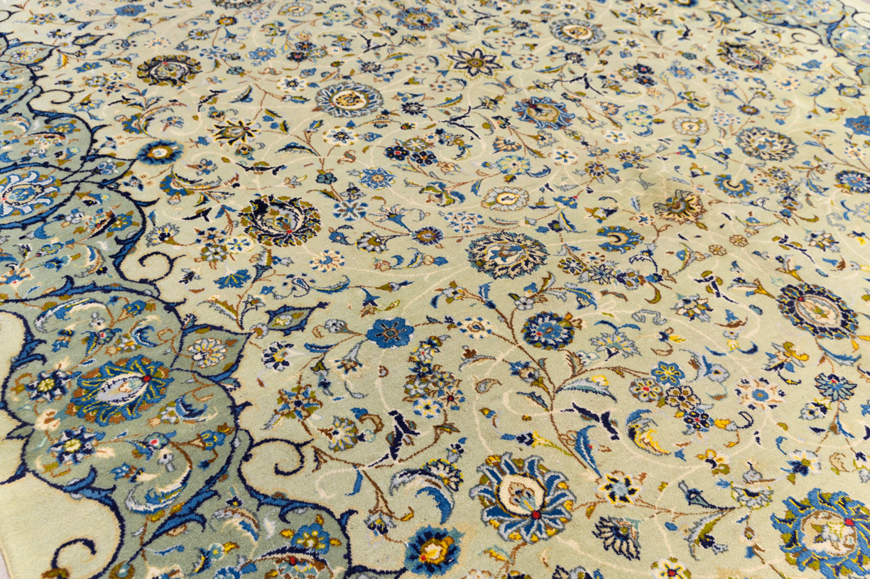 Pistachio Persian Kashan Wool Rug - 375cm x 270cm