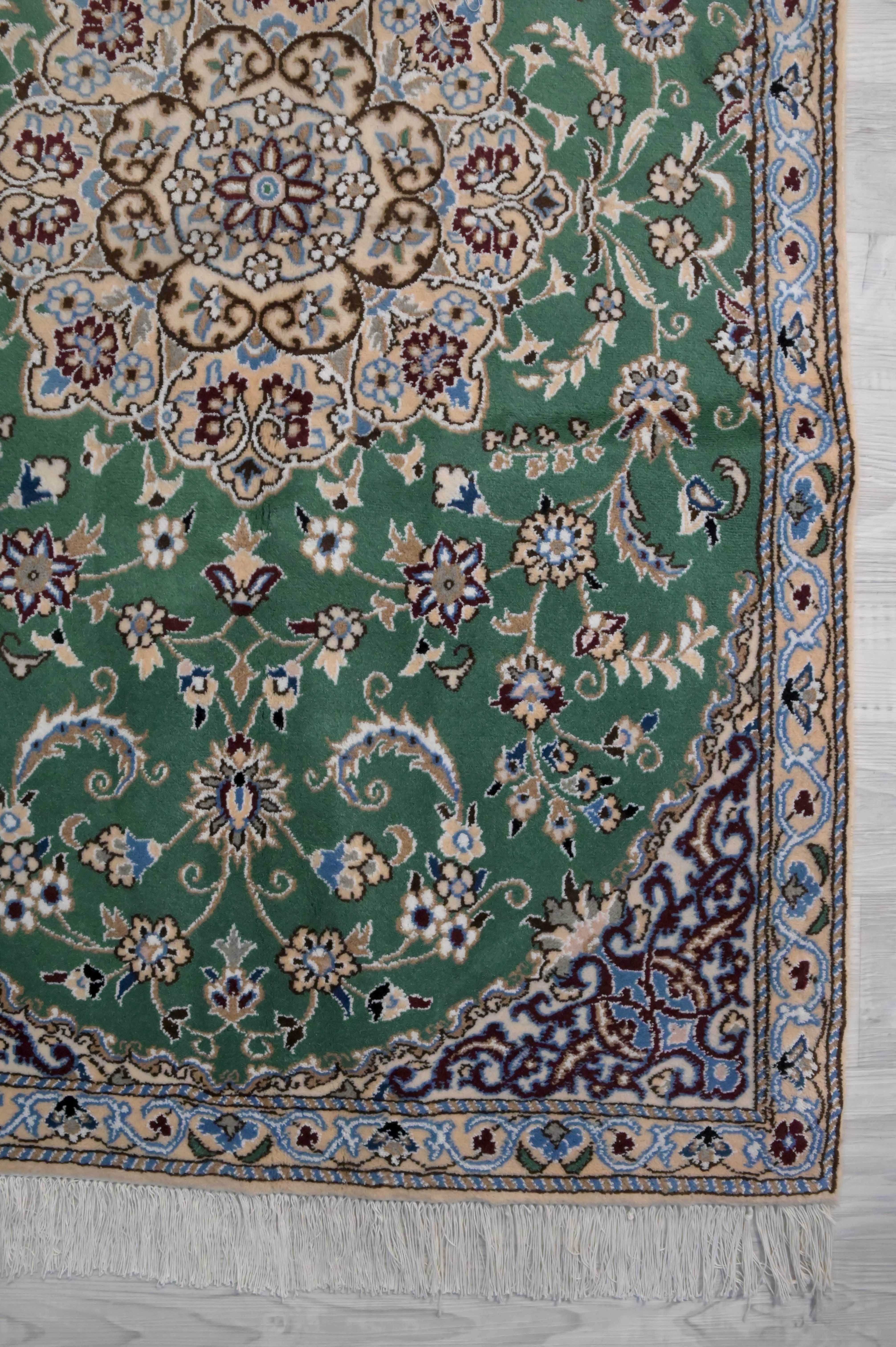 Green Persian Nain Silk n Wool Rug138cm x 85cm