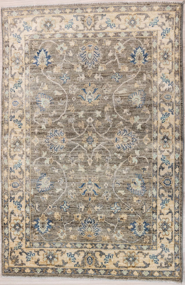 Authentic Handknotted Charcoal Afghan Chobi Wool Rug 193cm x 131cm Shebarghan, Afghanistan
Modern contemporary through a muted colour palette
charcoal to ash coloured field tone made from undyed natural sheeps wool
Practical short fringes woven on the top and bottom.