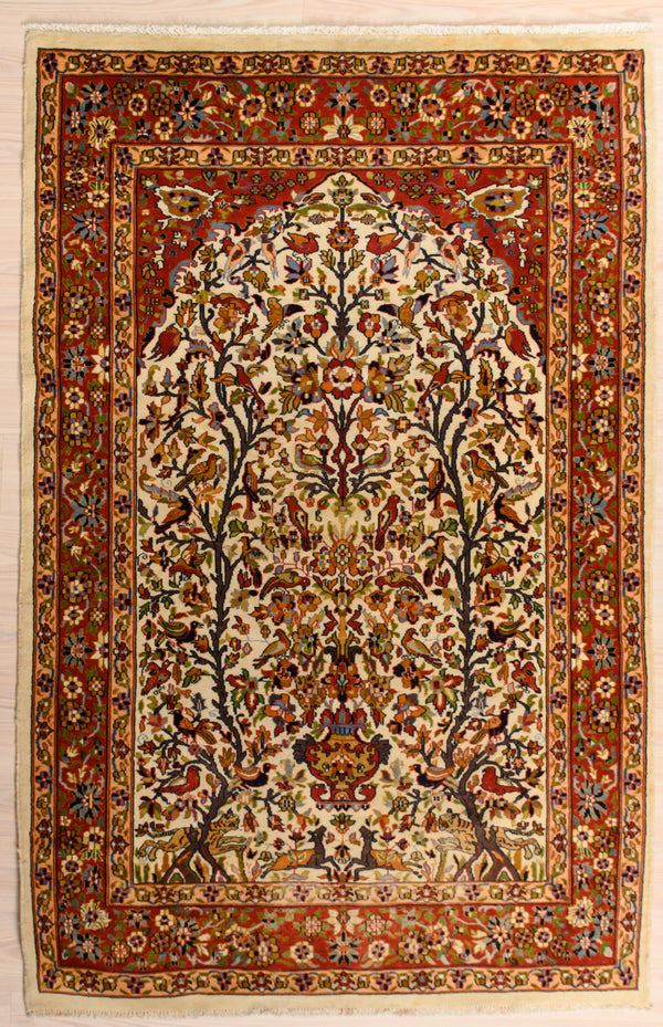 Cream Pictorial Persian Tabriz 195cm x1 23cm. Intricate weaving on a cream ground. depicts Plants and animals