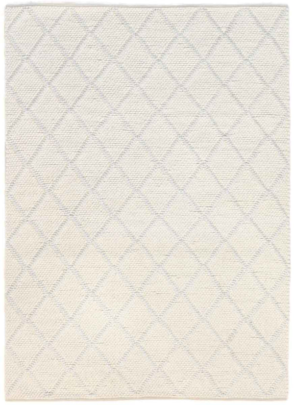 Available in various sizes, it easily fits into bedrooms, living rooms, lounges, alfresco areas, and hallways. Designed for durability and easy maintenance, this rug is the ultimate combination of style and functionality—perfect for transforming your home with timeless elegance.