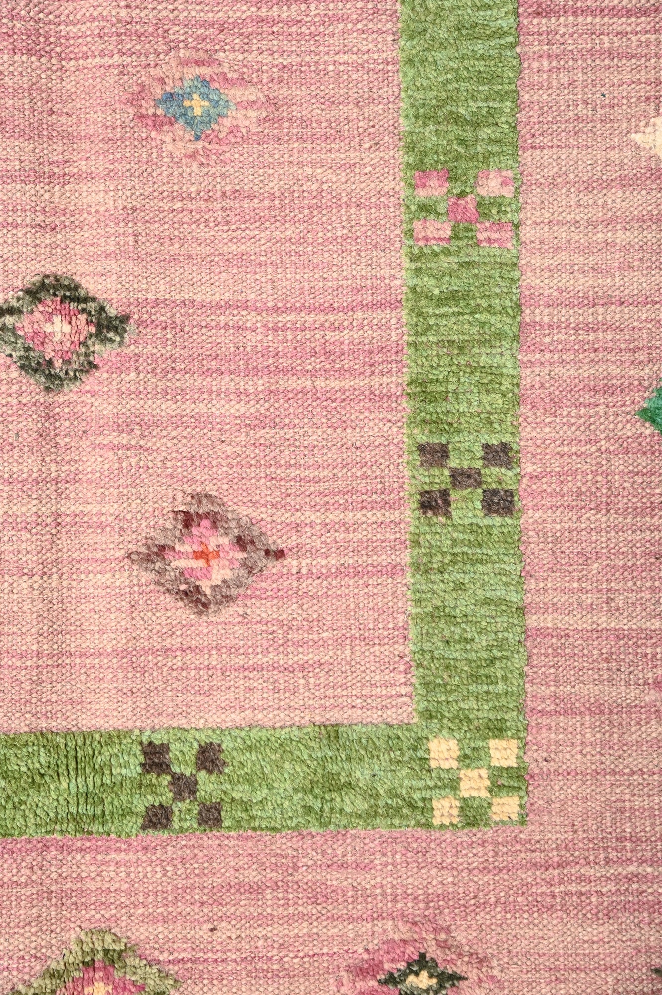 Baby Pink Persian Barjasta Kilim Wool Rug 203cm x 153cm