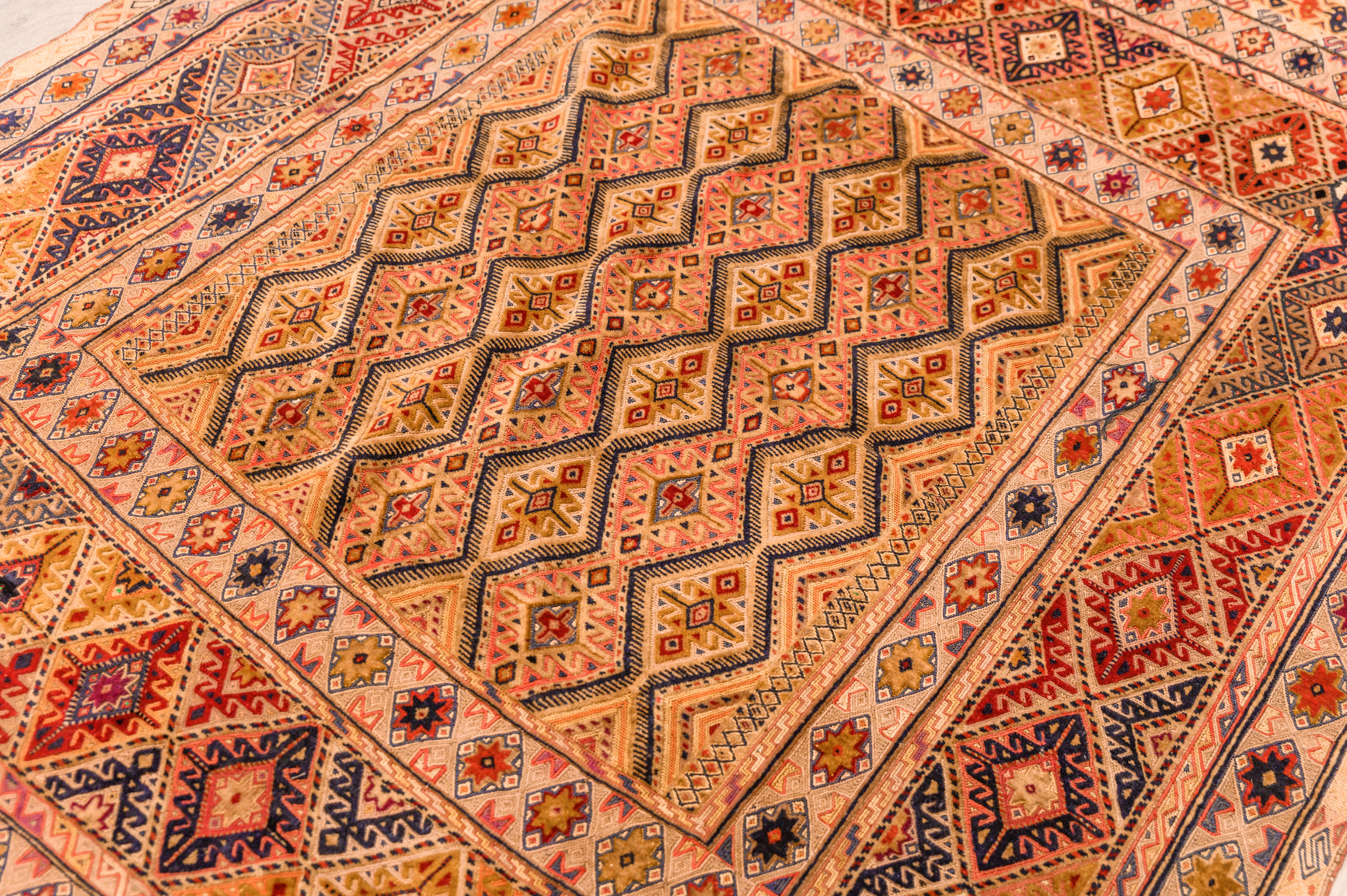 Fine Persian Sumak Kilim 181cm x 147cm