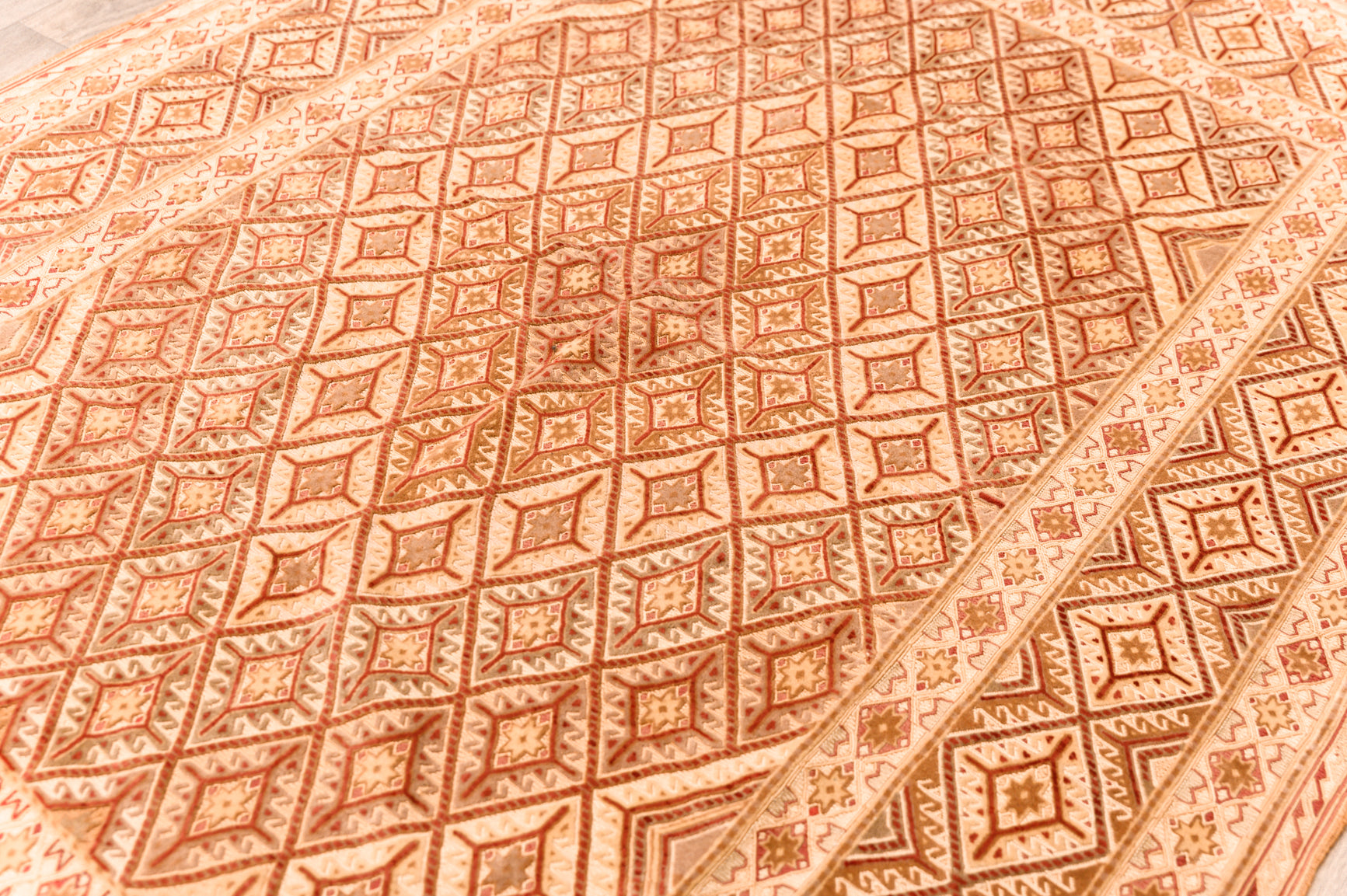 Fine Persian Sumak Kilim 206cm x 143cm