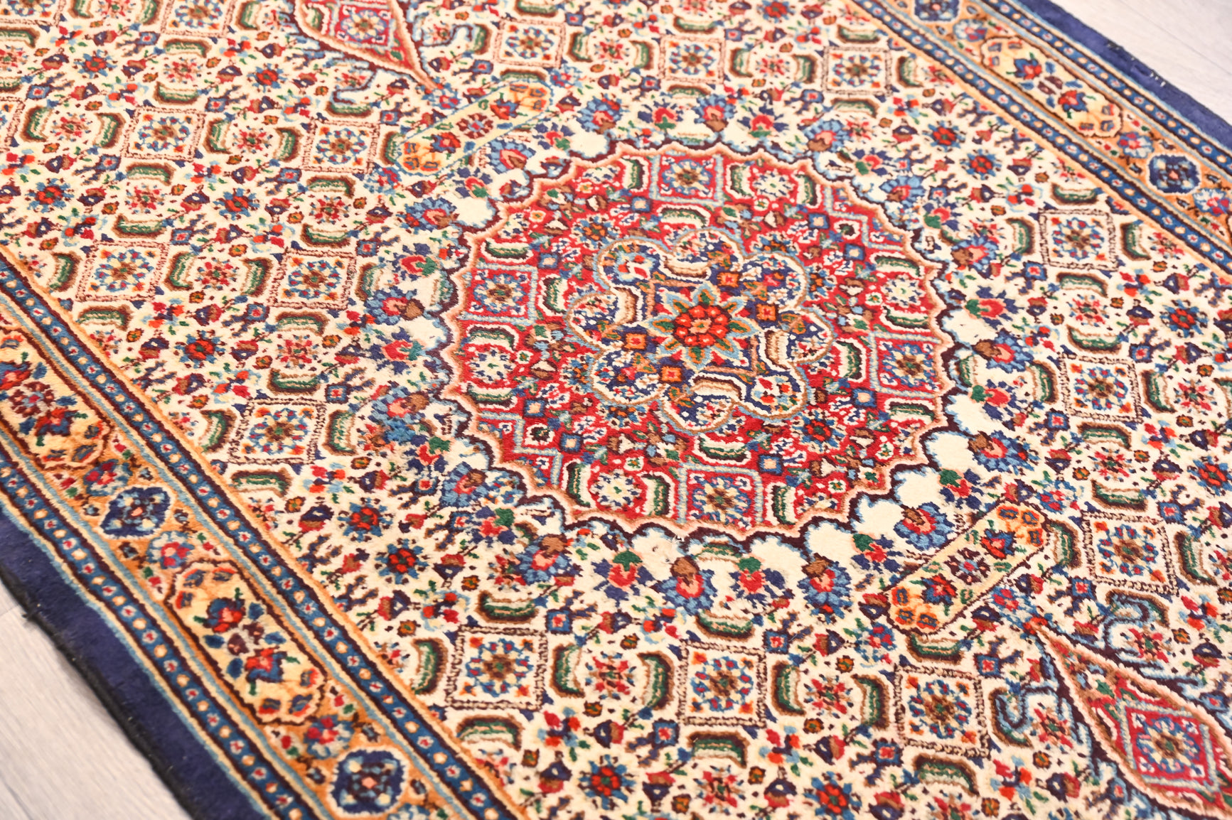 Cream Persian Moud Wool Runner 277cm x  106cm