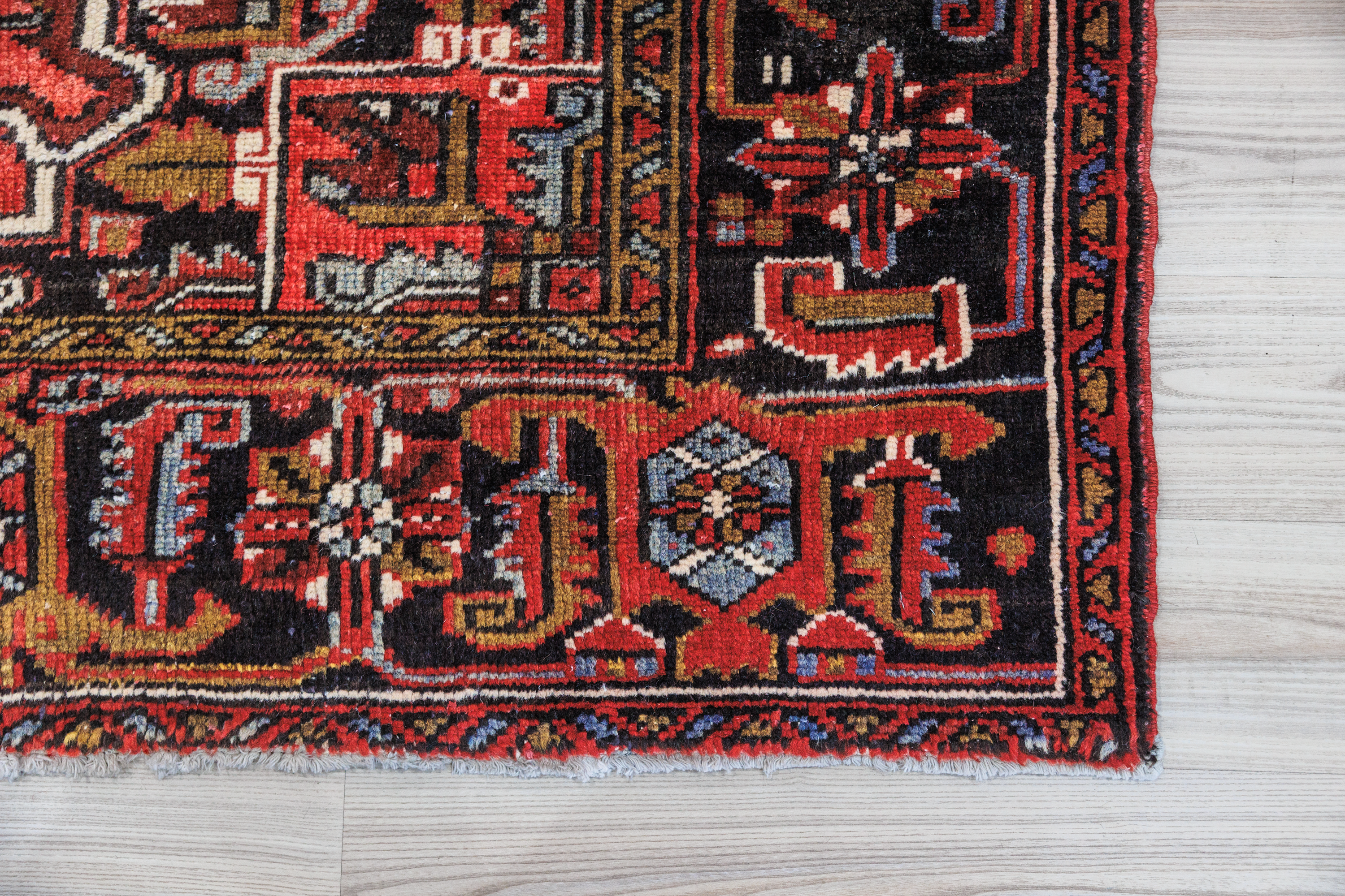 Vintage Persian Heriz Wool Rug 245cm x 337cm
