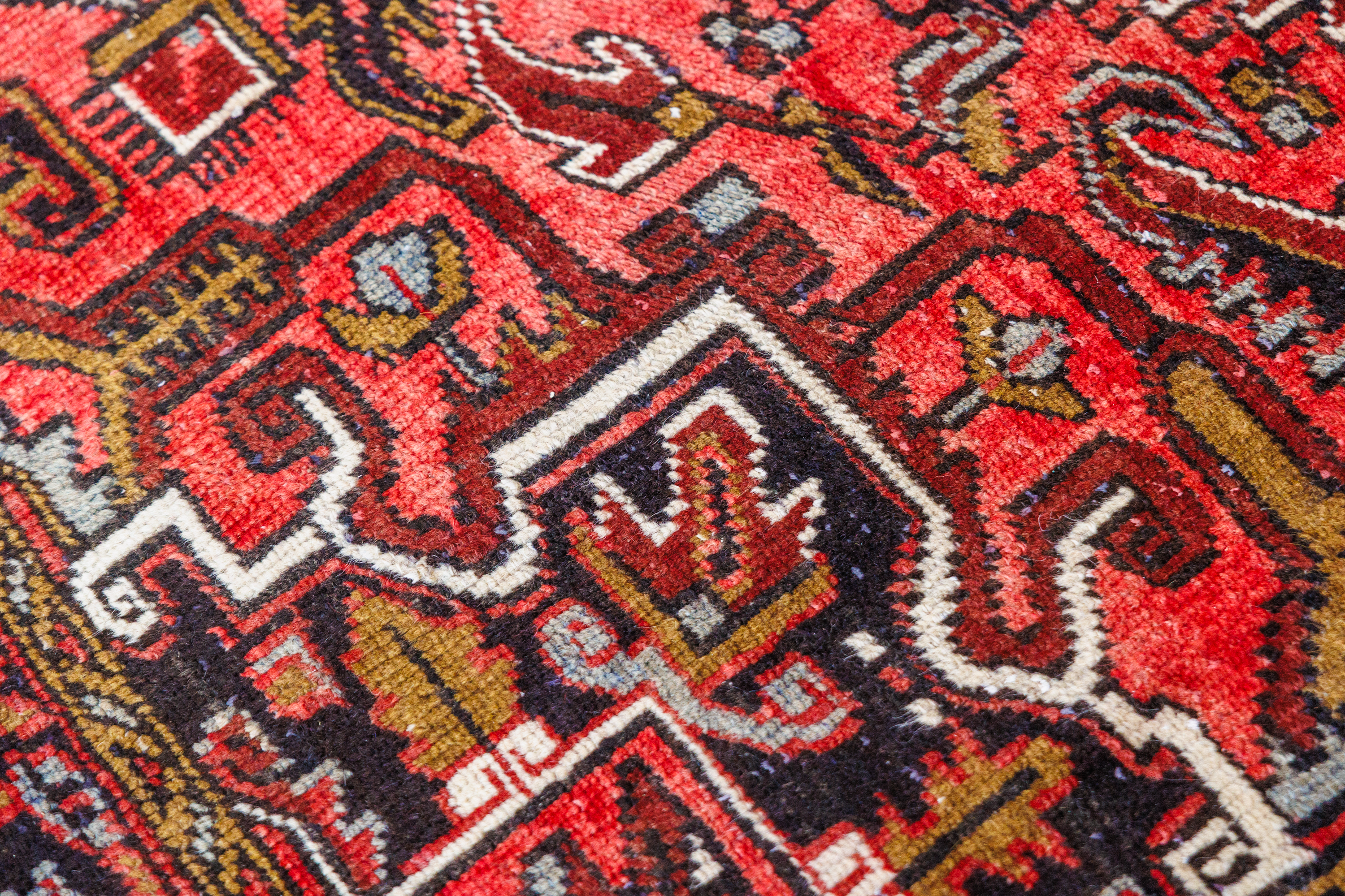 Vintage Persian Heriz Wool Rug 245cm x 337cm