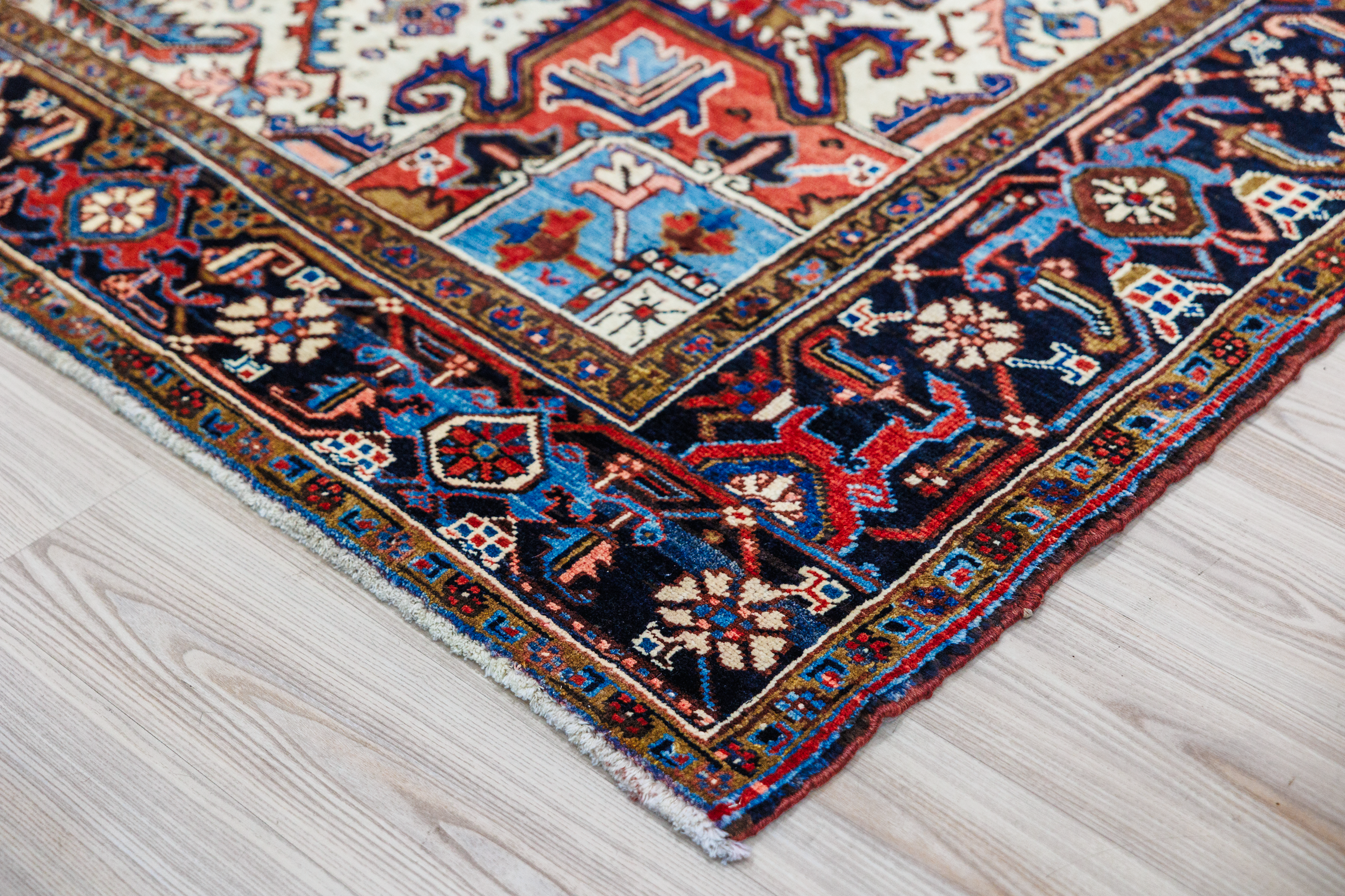 Vintage Persian Heriz Wool Rug 330cm x 243cm