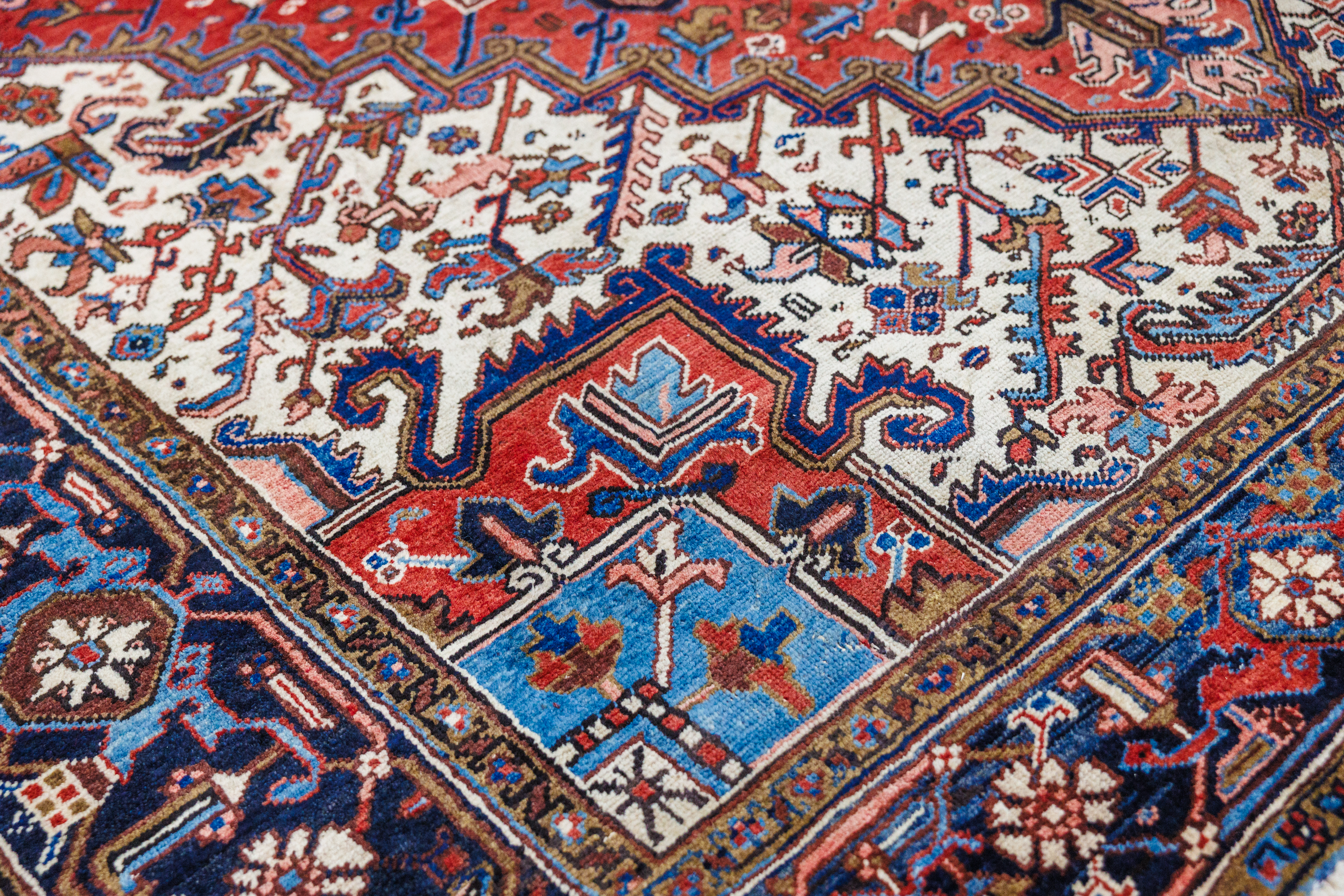 Vintage Persian Heriz Wool Rug 330cm x 243cm