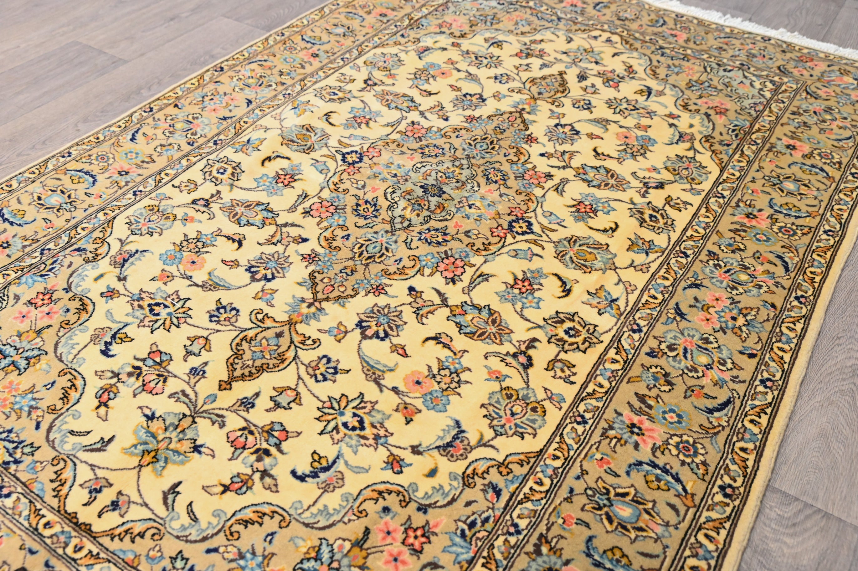 Beige Fine Persian Kashan Wool Rug 225cm  x 147cm