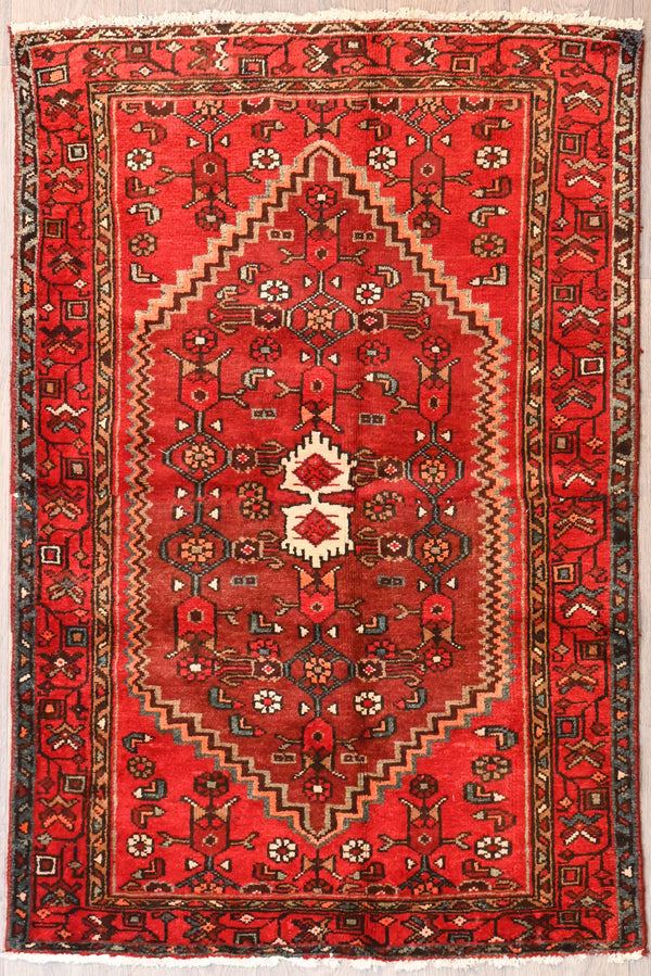 Red Vintage Persian Hamadan Wool Rug 152cm x 102cm