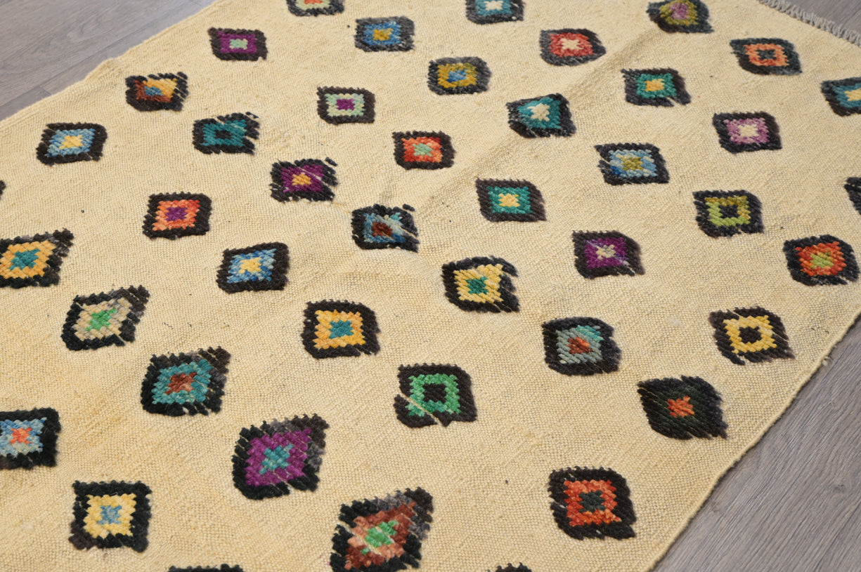 Cream Afghan Barjasta Wool Kilim 151cm x 104cm