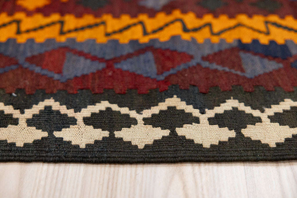 Vintage c.1980's Persian Wool Kilim 272m x 154cm