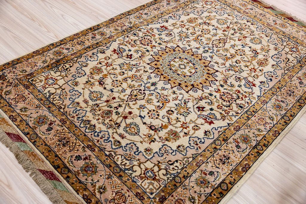 Cream Afghan Kundus Merinos Wool Rug 183cm x 117cm