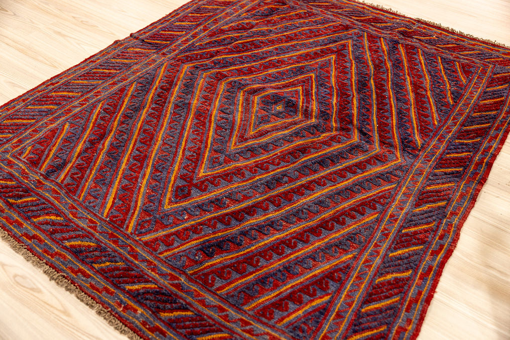Red Persian Meshwani Wool Rug 180cm x 140cm