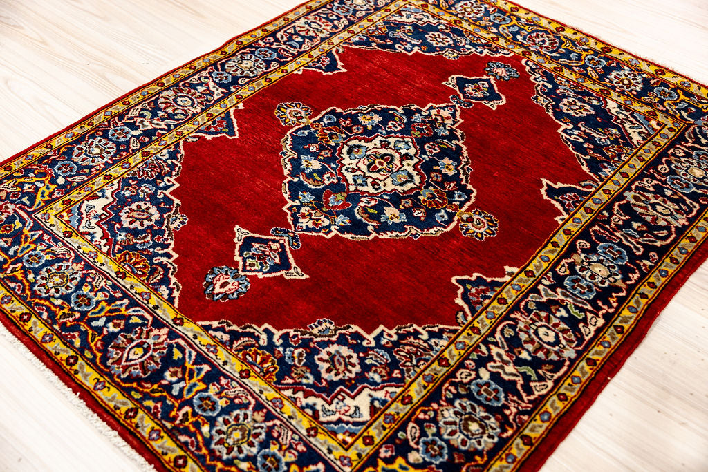 Red Persian Kashan Wool Rug 139cm x 111cm