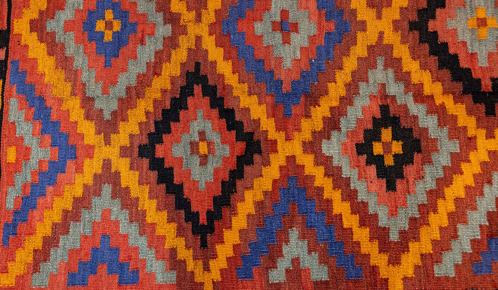 Vintage Persian Wool Kilim 270cm x 172cm