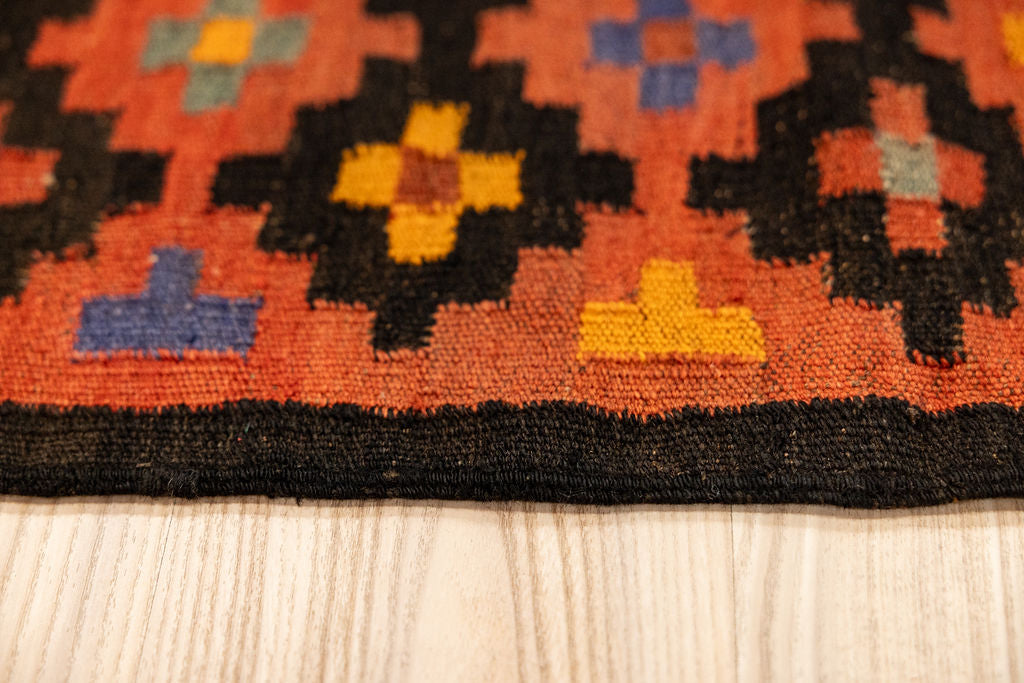 Vintage Persian Wool Kilim 270cm x 172cm