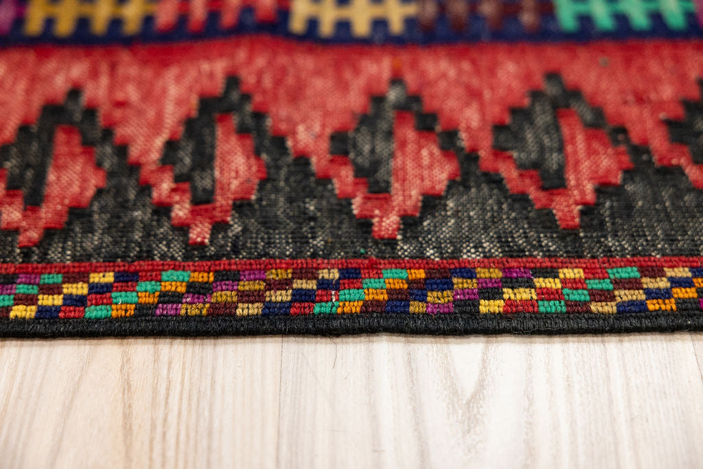 Vintage Persian Kilim 210cm x 162cm
