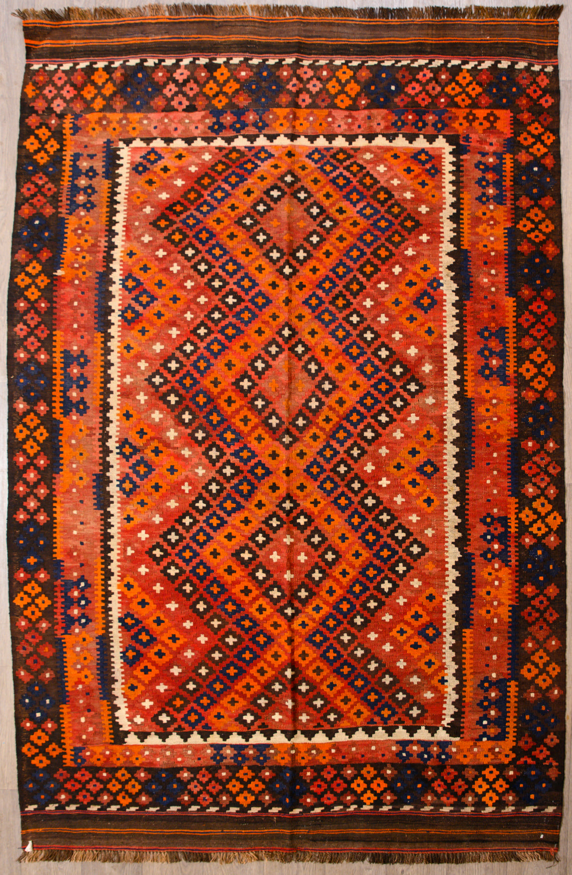 Authentic Handknotted Muted Vintage Persian Kilim 276cm x 180cm
Vintage Kilim handwoven in the early 1970'sKilims are a light flatweave reversible rug used for over a millennium by the nomadic tribes of Central Asia&nbsp;