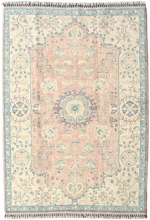 Authentic Handknotted Pastel Peach Afghan Chobi Wool Rug 180cm x 147cm
Light pastel peach/pink tones made with local vegetable dyes. Finished with Ariana tassels