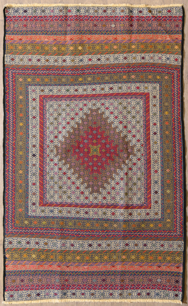 Authentic Handknotted Persian Sumak Kilim Wool Rug 173cm x 107cm
Tribal Sumak resemble the flatweave similar to a Kilim but of higher knot count
Have a distinct Aztec Design
Durable and Wear Resistant Suitable for High Traffic Areas