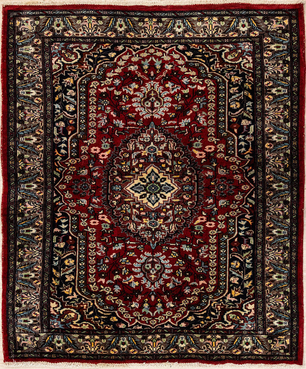 Authentic Handknotted Red Persian Kashan Wool Rug 1111cm x 78cm
Wine dark Red field tone combined with a mix of blue &amp; navy medallion
Woven by the artisans of Kashan, a sweet traditional small accent piece&nbsp;in superb condition and great price to start your persian rug collection today..&nbsp;
Suits high traffic areas