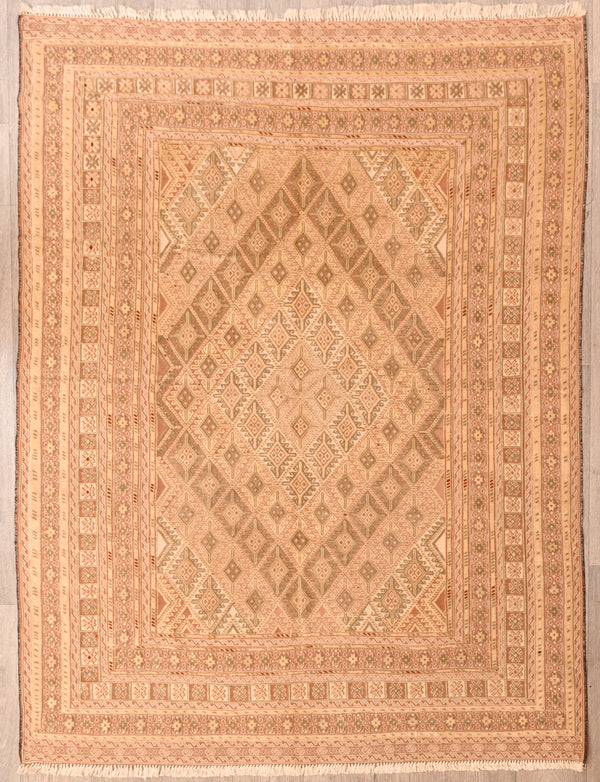 Authentic, high knot count intricate hand made Persian Sumak 207cm x 157cm

This delicate rug with subtle contemporary vegetable dyed colours is made to be loved.&nbsp;
Colour dyes include a rare light green and pink tone made from local ground herbs
Durable and Wear Resistant.