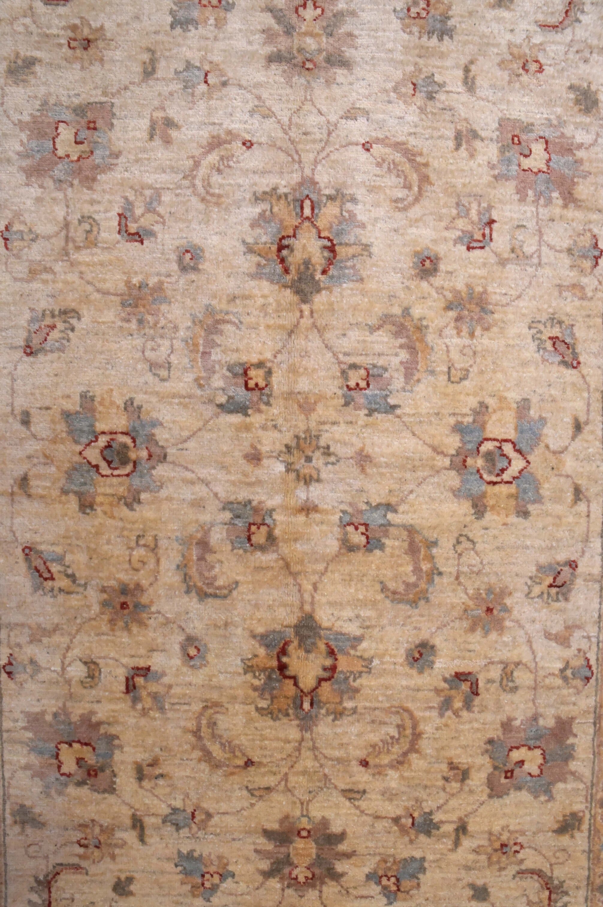 Fine Woolen Rug Chobi (124w x 180h)