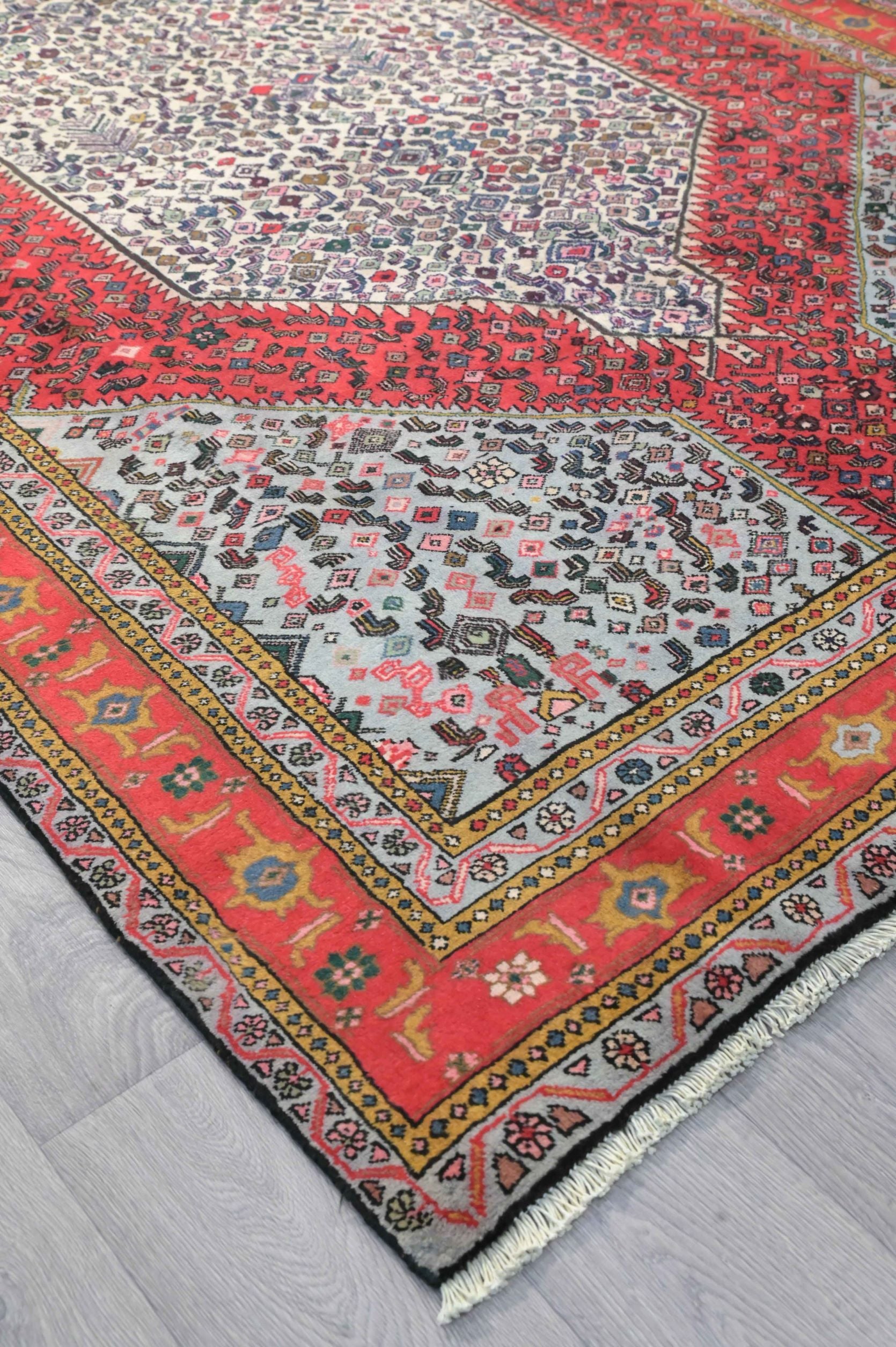Handknotted Persian Ardebil Multicolour Design with Red and Orange tones (297h x 195w)